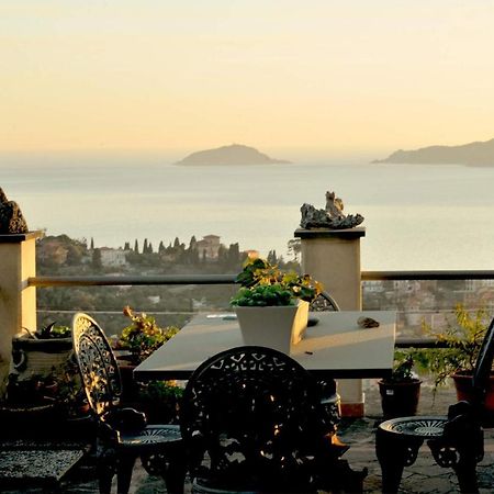 Il Golfo Artisti E Poeti Villa Thea Леричі Екстер'єр фото
